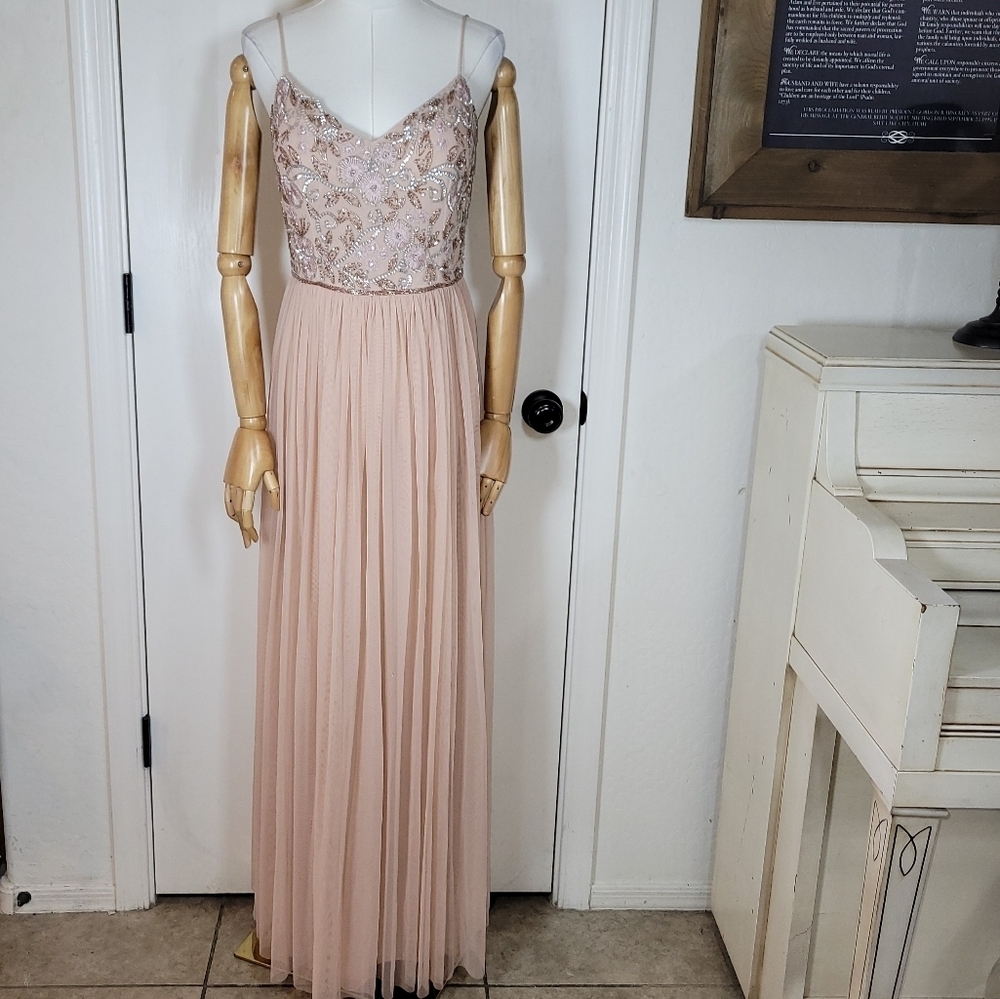 Adrianna Papell Beaded Tulle Formal Dress Size 6 Blush Pink